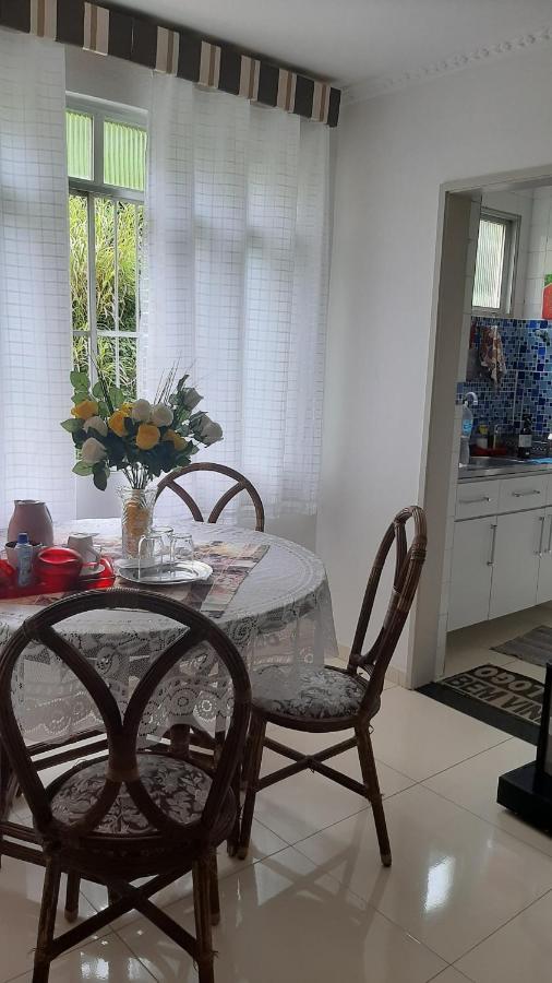 Bem Localizado Apartamento 2 Quartos Orla Rio Vermelho Ha 20 Min Da Barra-Ondina Internet Arcondicionado Salvador Ngoại thất bức ảnh